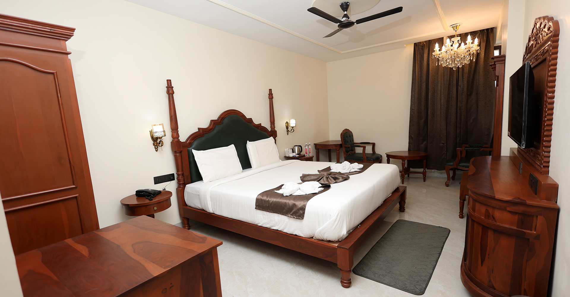 Hotel  Shringar Mahal, Vrindavan